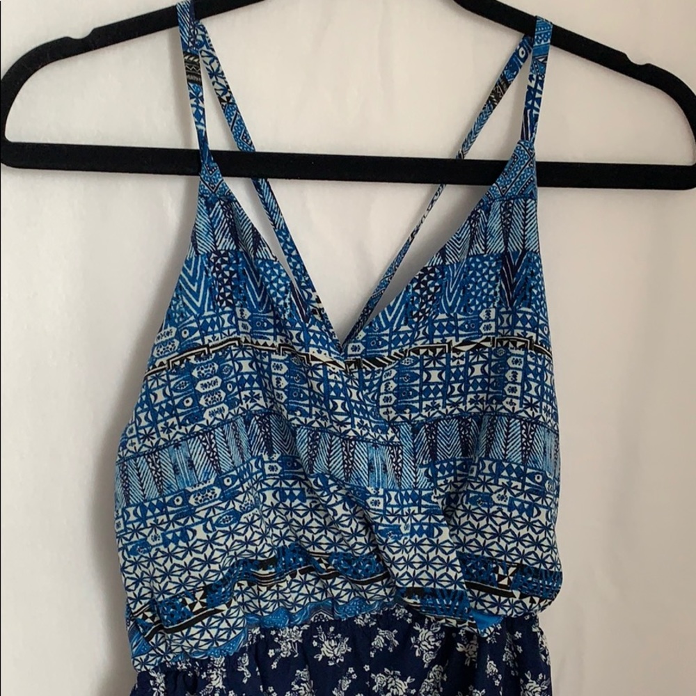 Blue mixed pattern romper with slit front🌊 - Picture 7 of 11